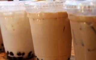 手艺人的桌面革命：告别手忙脚乱，你的奶茶技术学习桌该大扫除了！