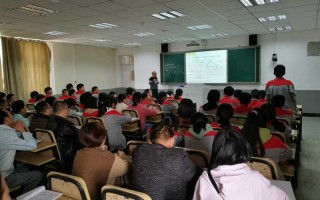 咱们信息技术老师这专业化之路，咋就这么拧巴又得劲儿呢？