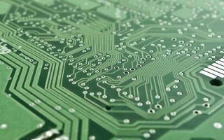 阿里自研AI芯片到底行不行？听听内行人怎么说