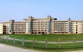 技校还是高中？给娃娃选这条路，怕是比当年自己高考还愁人